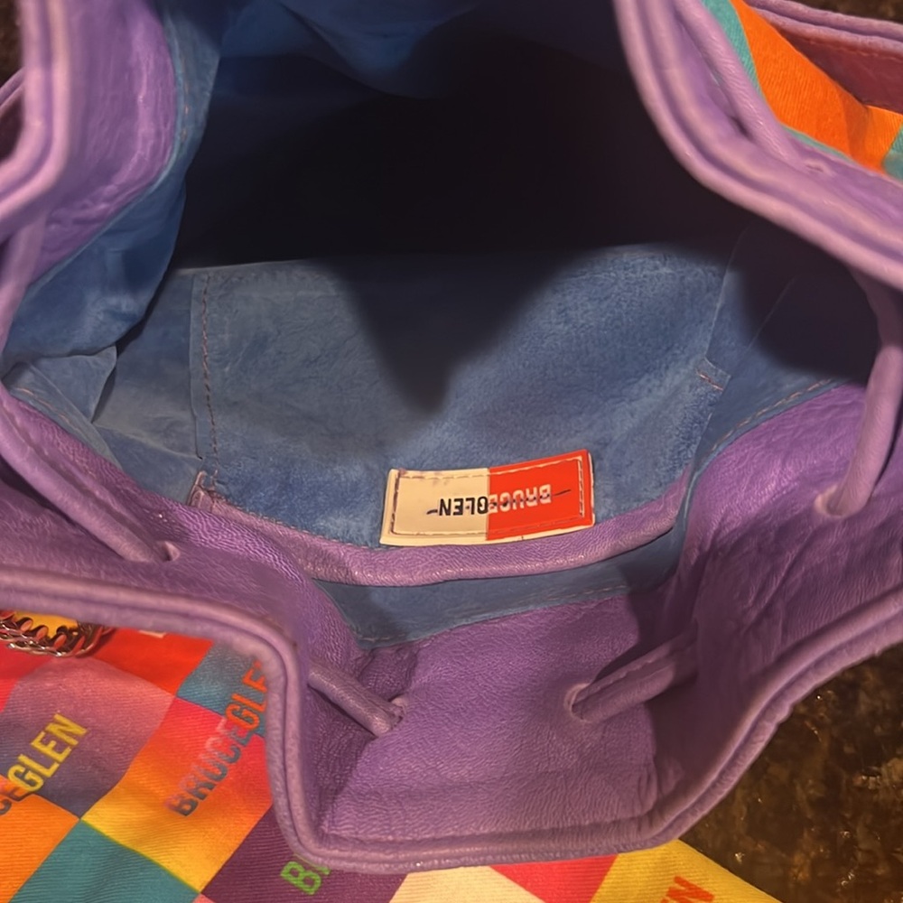 Bruce Glen Colorful Bucket Bag - Picture 14 of 15